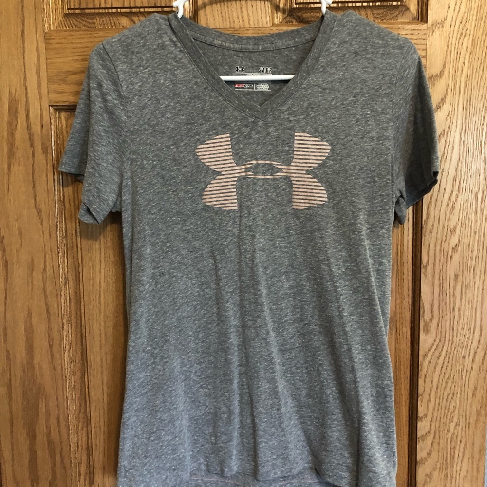 Under Armor tee